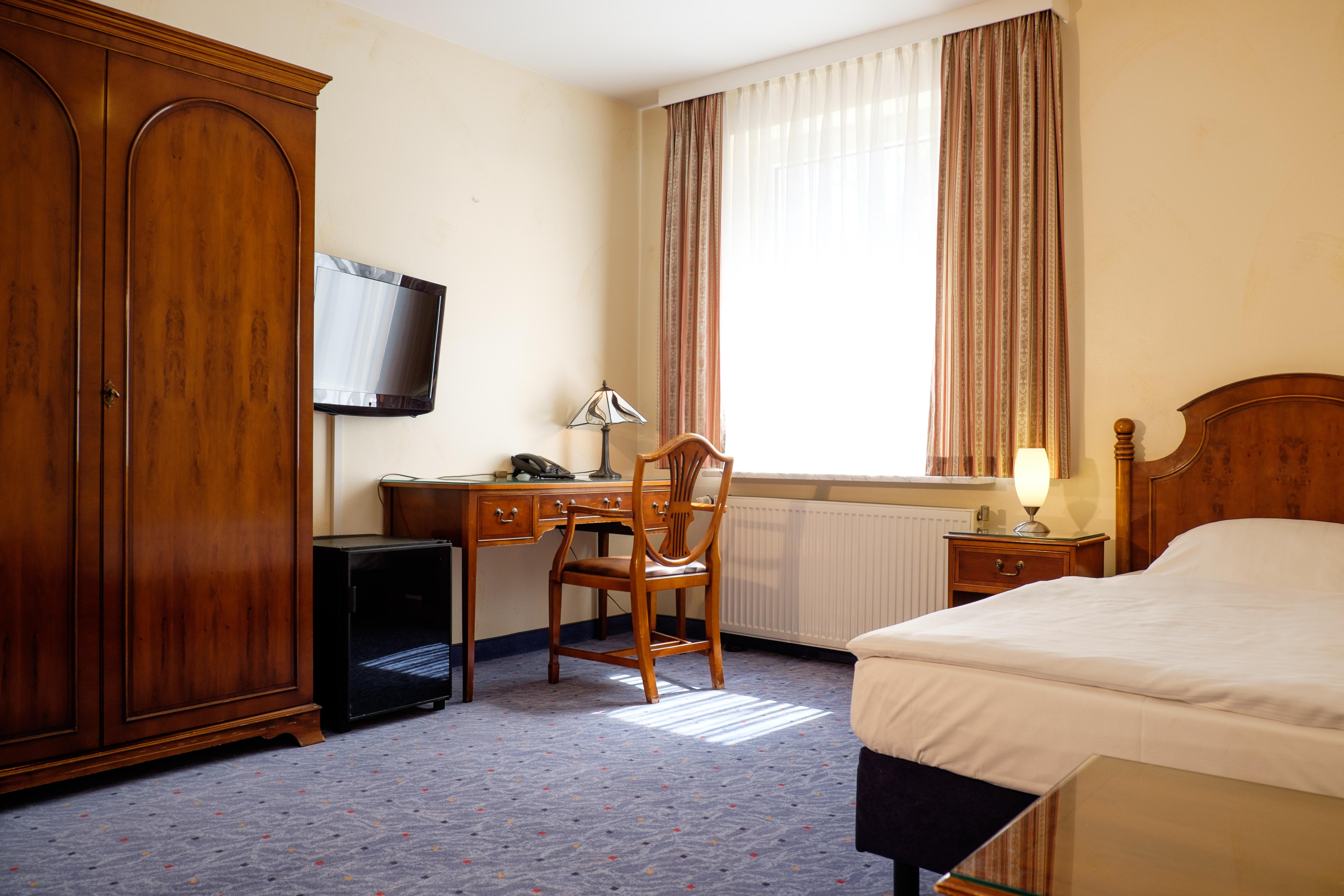 Hotel Koenigshof Am Funkturm Hannover Bilik gambar