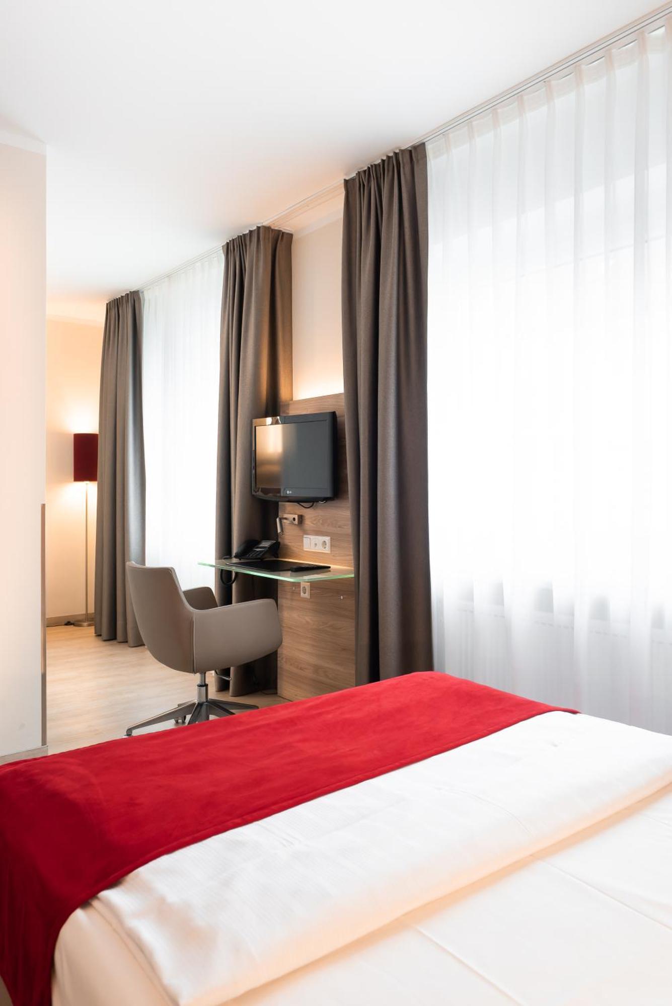 Hotel Koenigshof Am Funkturm Hannover Luaran gambar